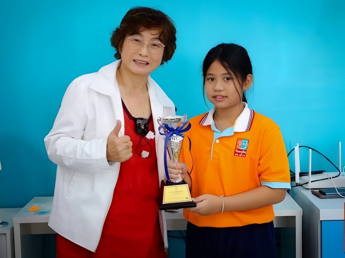 2568_สิริกร_1_-_Nantanaporn_Kohuad-Picsart-AiImageEnhancer.jpg