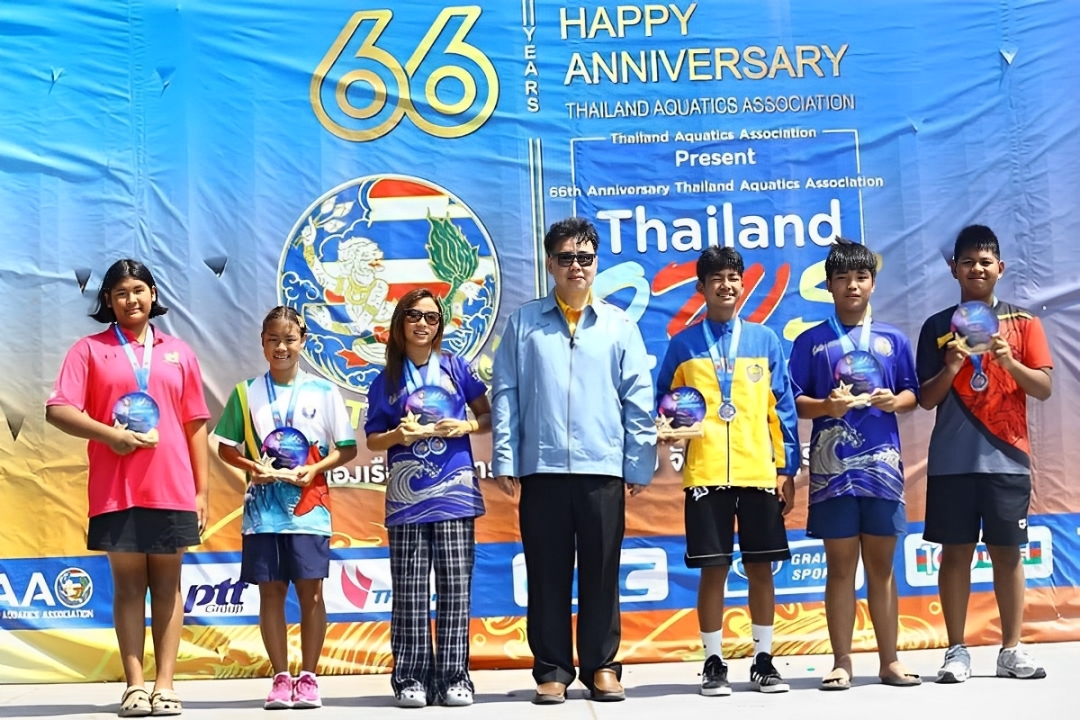 67S__117342214_0.jpg