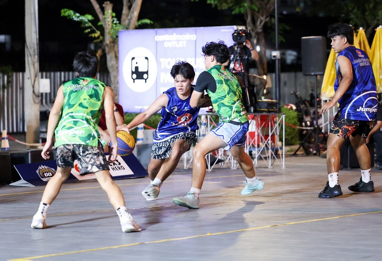 69_IMG_2570_-_Oranoot_Keatisuwan.jpg