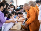 กิจกรรมทำบุญตักบาตรข้าวสารอาหารแห้ง ปีการศึกษา 2566 ครั้งที่ ... Image 95