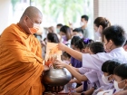 กิจกรรมทำบุญตักบาตรข้าวสารอาหารแห้ง ปีการศึกษา 2566 ครั้งที่ ... Image 106