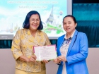 พิธีมอบประกาศนียบัตรแก่ครอบครัวเจ้าภาพ Koshi High School, Ja ... Image 19