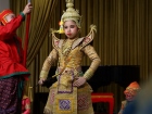 การแสดงโขน เนื่องในงานเฉลิมพระเกียรติครบรอบ 72 พรรษา พระบาทส ... Image 128