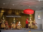การแสดงโขน เนื่องในงานเฉลิมพระเกียรติครบรอบ 72 พรรษา พระบาทส ... Image 135
