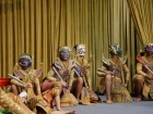การแสดงโขน เนื่องในงานเฉลิมพระเกียรติครบรอบ 72 พรรษา พระบาทส ... Image 204