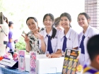 การจำหน่ายอาหาร เครื่องดื่ม และช้อนไข่ลุ้นโชค ก่อนงานประจำปี ... Image 411