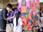 การจำหน่ายอาหาร เครื่องดื่ม และช้อนไข่ลุ้นโชค ก่อนงานประจำปี ... Image 433