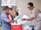 การจำหน่ายอาหาร เครื่องดื่ม และช้อนไข่ลุ้นโชค ก่อนงานประจำปี ... Image 434