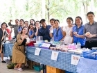 การจำหน่ายอาหาร เครื่องดื่ม และช้อนไข่ลุ้นโชค ก่อนงานประจำปี ... Image 455