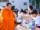 พิธีทำบุญตักบาตร เนื่องในวันขึ้นปีใหม่ ปีพุทธศักราช 2568 Image 90