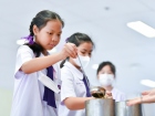 กิจกรรมหล่อเทียน เนื่องในวันอาสาฬหบูชาและวันเข้าพรรษา ประจำป ... Image 58