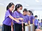 กิจกรรมหล่อเทียน เนื่องในวันอาสาฬหบูชาและวันเข้าพรรษา ประจำป ... Image 80