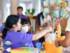 กิจกรรมหล่อเทียน เนื่องในวันอาสาฬหบูชาและวันเข้าพรรษา ประจำป ... Image 84