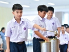 กิจกรรมหล่อเทียน เนื่องในวันอาสาฬหบูชาและวันเข้าพรรษา ประจำป ... Image 95