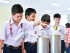 กิจกรรมหล่อเทียน เนื่องในวันอาสาฬหบูชาและวันเข้าพรรษา ประจำป ... Image 133