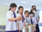กิจกรรมหล่อเทียน เนื่องในวันอาสาฬหบูชาและวันเข้าพรรษา ประจำป ... Image 157