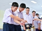 กิจกรรมหล่อเทียน เนื่องในวันอาสาฬหบูชาและวันเข้าพรรษา ประจำป ... Image 163