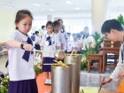 กิจกรรมหล่อเทียน เนื่องในวันอาสาฬหบูชาและวันเข้าพรรษา ประจำป ... Image 193