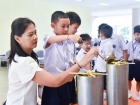 กิจกรรมหล่อเทียน เนื่องในวันอาสาฬหบูชาและวันเข้าพรรษา ประจำป ... Image 208