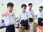 กิจกรรมหล่อเทียน เนื่องในวันอาสาฬหบูชาและวันเข้าพรรษา ประจำป ... Image 238