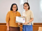 พิธีมอบประกาศนียบัตรแก่ครอบครัวเจ้าภาพ โครงการแลกเปลี่ยนการศ ... Image 67