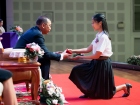 พิธีมอบประกาศนียบัตรแก่ผู้สำเร็จการศึกษาตามหลักสูตรการศึกษาข ... Image 110
