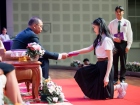 พิธีมอบประกาศนียบัตรแก่ผู้สำเร็จการศึกษาตามหลักสูตรการศึกษาข ... Image 195