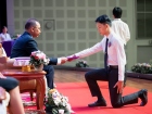 พิธีมอบประกาศนียบัตรแก่ผู้สำเร็จการศึกษาตามหลักสูตรการศึกษาข ... Image 211