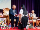 พิธีมอบประกาศนียบัตรแก่ผู้สำเร็จการศึกษาตามหลักสูตรการศึกษาข ... Image 216