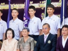 พิธีมอบประกาศนียบัตรแก่ผู้สำเร็จการศึกษาตามหลักสูตรการศึกษาข ... Image 309