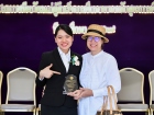 พิธีมอบประกาศนียบัตรแก่ผู้สำเร็จการศึกษาตามหลักสูตรการศึกษาข ... Image 326