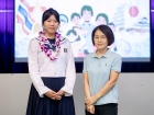 พิธีมอบประกาศนียบัตรแก่ครอบครัวเจ้าภาพ โครงการแลกเปลี่ยนการศ ... Image 62