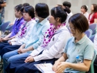 พิธีมอบประกาศนียบัตรแก่ครอบครัวเจ้าภาพ โครงการแลกเปลี่ยนการศ ... Image 88