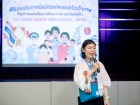 พิธีมอบประกาศนียบัตรแก่ครอบครัวเจ้าภาพ โครงการแลกเปลี่ยนการศ ... Image 94