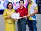 พิธีมอบประกาศนียบัตรแก่ครอบครัวเจ้าภาพ โครงการแลกเปลี่ยนฯ Ko ... Image 54