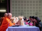 พิธีทำบุญตักบาตร เพื่อถวายเป็นพระราชกุศลแด่ สมเด็จพระนางเจ้า ... Image 262