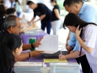 การรับแบบรายงานผลการเรียน ปีการศึกษา 2568 Image 457