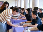 การรับแบบรายงานผลการเรียน ปีการศึกษา 2568 Image 108