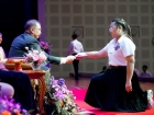 พิธีมอบประกาศนียบัตรแก่ผู้สำเร็จการศึกษาตามหลักสูตรการศึกษาข ... Image 169