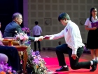 พิธีมอบประกาศนียบัตรแก่ผู้สำเร็จการศึกษาตามหลักสูตรการศึกษาข ... Image 176