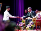 พิธีมอบประกาศนียบัตรแก่ผู้สำเร็จการศึกษาตามหลักสูตรการศึกษาข ... Image 186