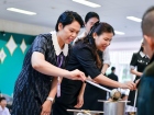พิธีหล่อเทียนพรรษา เนื่องในวันอาสาฬหบูชาและวันเข้าพรรษา ประจ ... Image 23