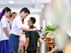 พิธีหล่อเทียนพรรษา เนื่องในวันอาสาฬหบูชาและวันเข้าพรรษา ประจ ... Image 49