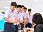 พิธีหล่อเทียนพรรษา เนื่องในวันอาสาฬหบูชาและวันเข้าพรรษา ประจ ... Image 152
