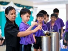 พิธีหล่อเทียนพรรษา เนื่องในวันอาสาฬหบูชาและวันเข้าพรรษา ประจ ... Image 195