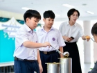 พิธีหล่อเทียนพรรษา เนื่องในวันอาสาฬหบูชาและวันเข้าพรรษา ประจ ... Image 246