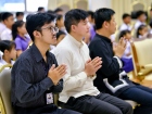 พิธีถวายเทียนพรรษา เนื่องในวันอาสาฬหบูชาและวันเข้าพรรษา ประจ ... Image 41