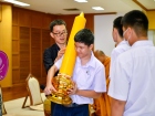 พิธีถวายเทียนพรรษา เนื่องในวันอาสาฬหบูชาและวันเข้าพรรษา ประจ ... Image 110
